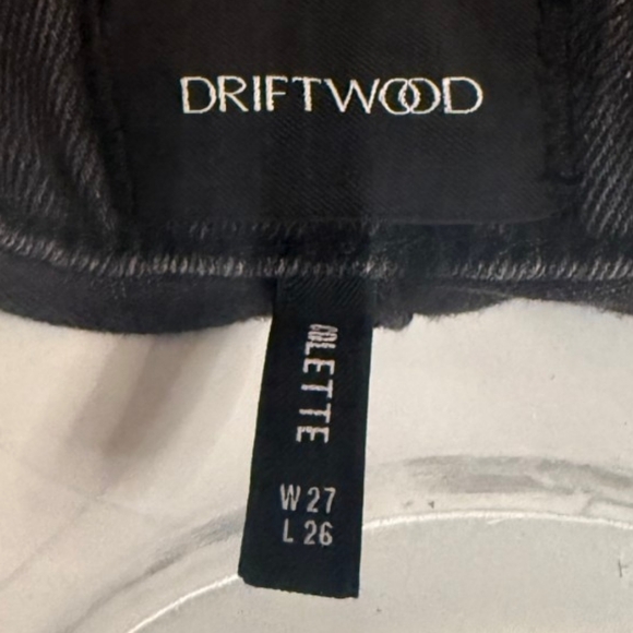 NWT Driftwood Colette Charcoal Embroidered Ankle Jeans Capri - Picture 5 of 5